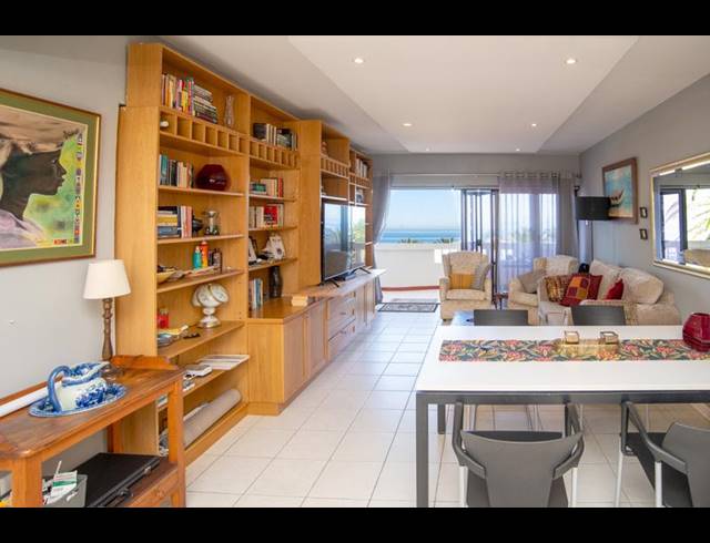 2 BEDROOM PROPERTY TO RENT IN SEA POINT